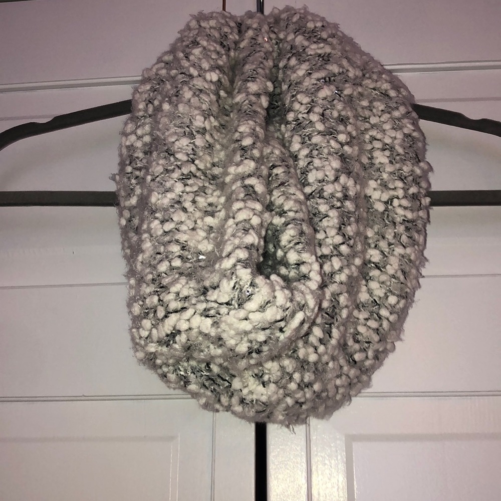 Aerie Infinity Scarf